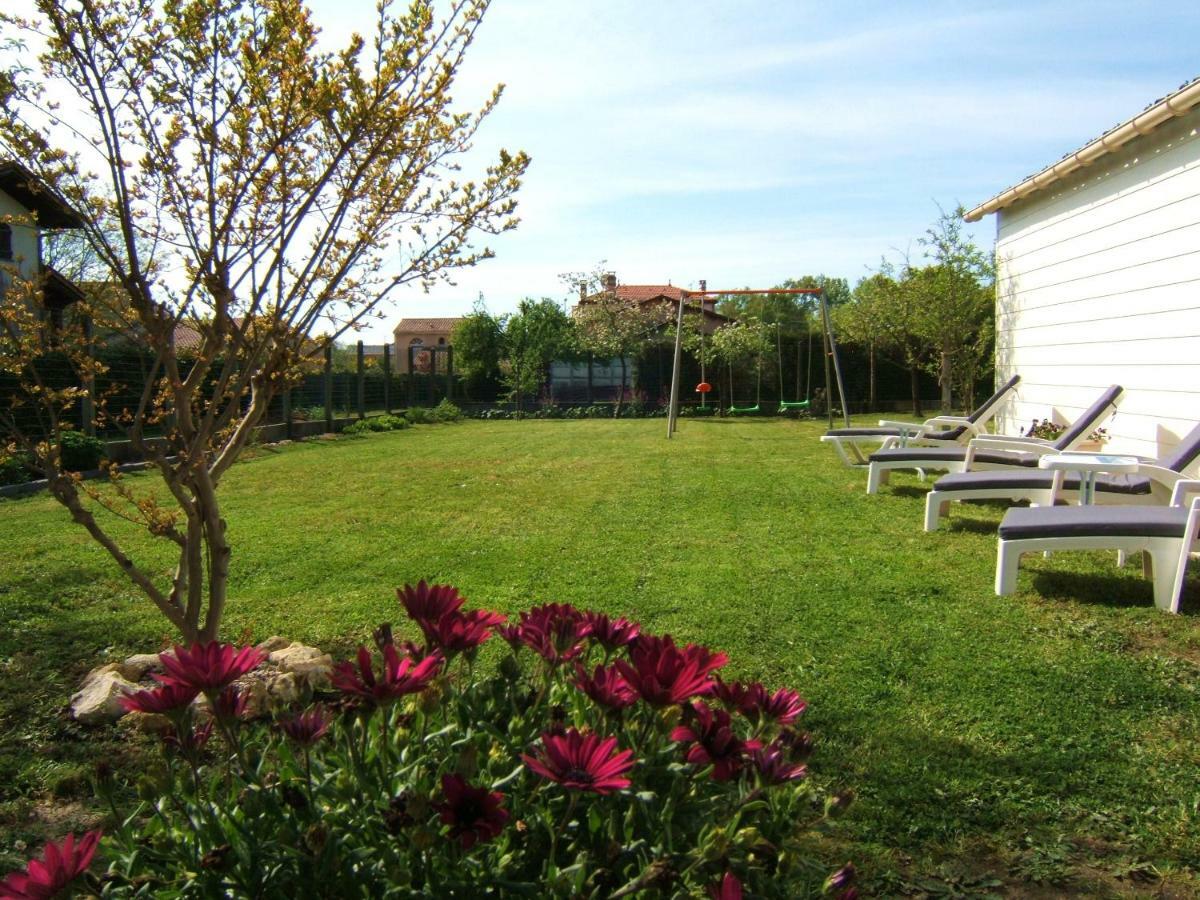 Gite L'Hirondelle Castelnau-de-Médoc Kültér fotó